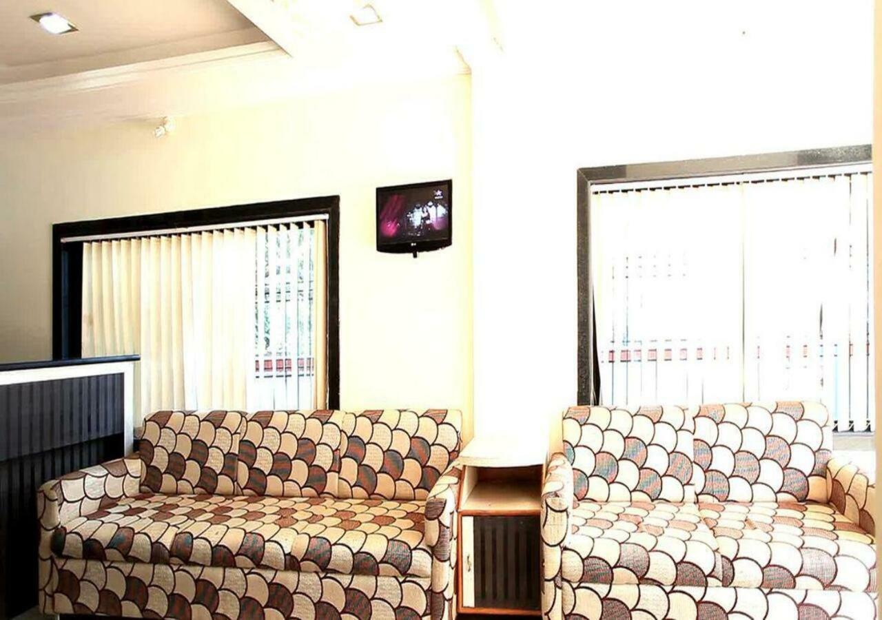 Hotel Sai Ganesh Shirdi Zewnętrze zdjęcie